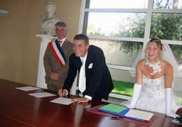 A LA MAIRIE